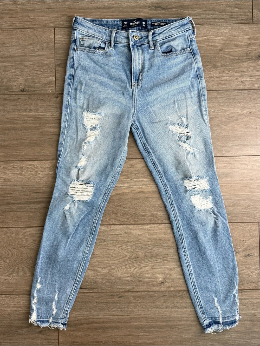 Hollister High Rise Light Wash Ripped Super Skinny Vintage Stretch Jeans